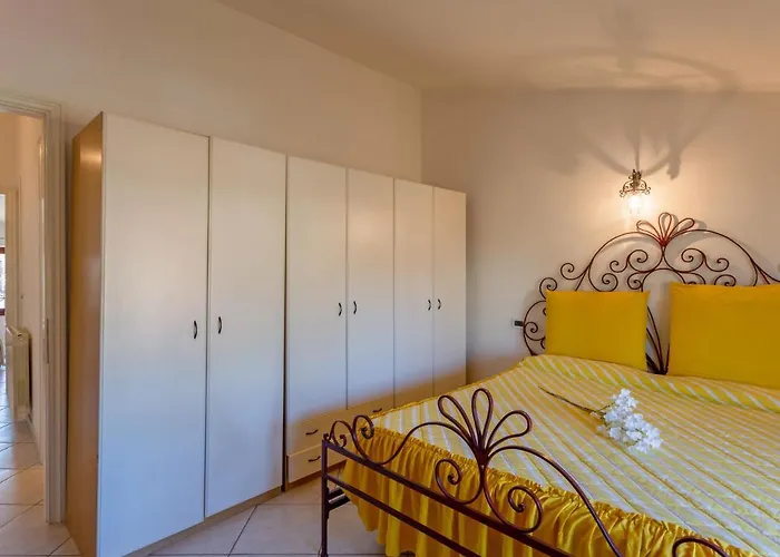 Lägenhet Maddalena By Interhome