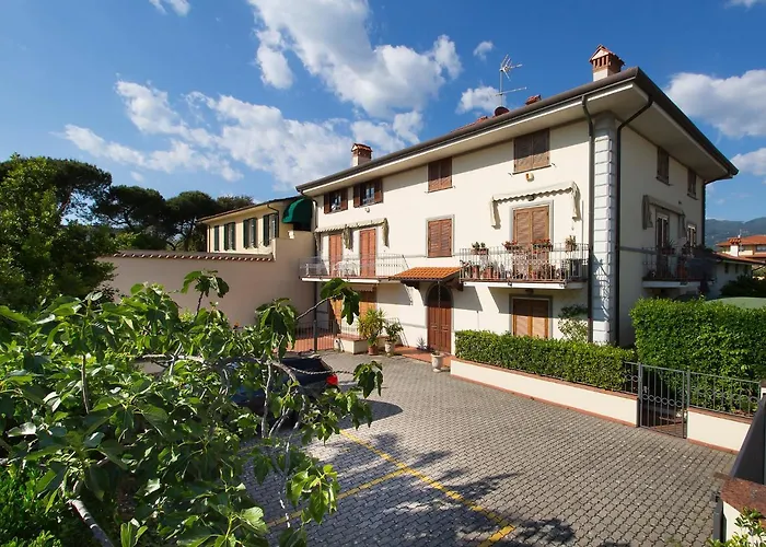 Maddalena By Interhome * Marina di Pietrasanta